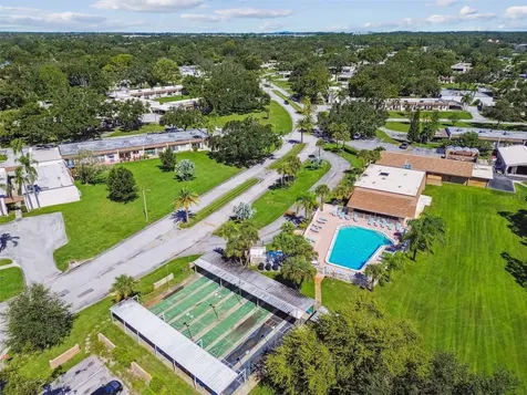 1285 Mission Hills Boulevard Clearwater FL 33759