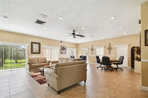 1285 Mission Hills Boulevard Clearwater FL 33759