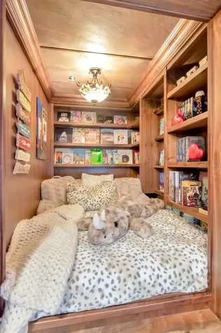 36750 Us Highway 19 N Palm Harbor FL 34683