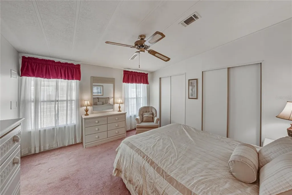 35025 Mcculloughs Leap Zephyrhills FL 33541