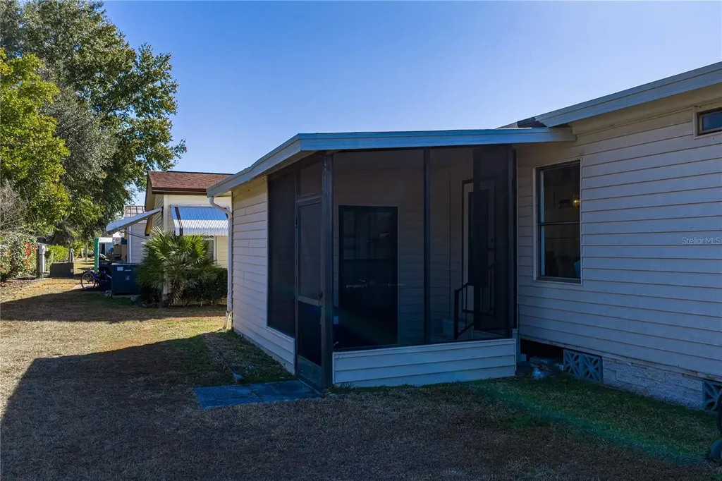 35025 Mcculloughs Leap Zephyrhills FL 33541