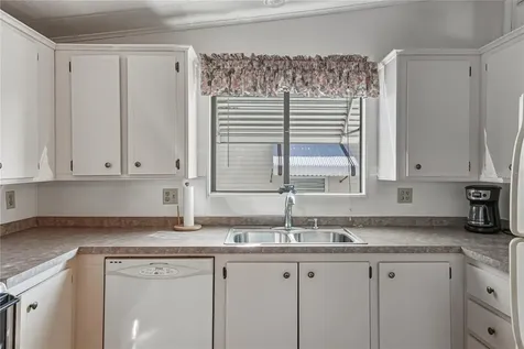 35025 Mcculloughs Leap Zephyrhills FL 33541