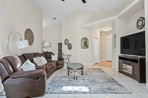 19 Raintree Circle Palm Coast FL 32164
