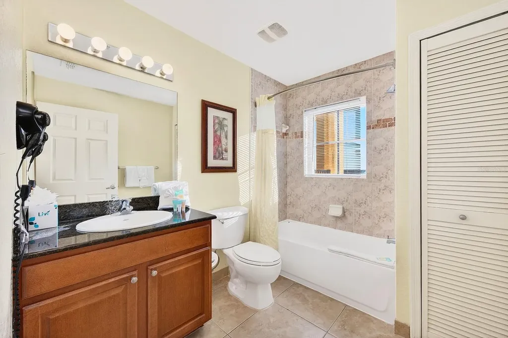 8125 Resort Village Drive Orlando FL 32821