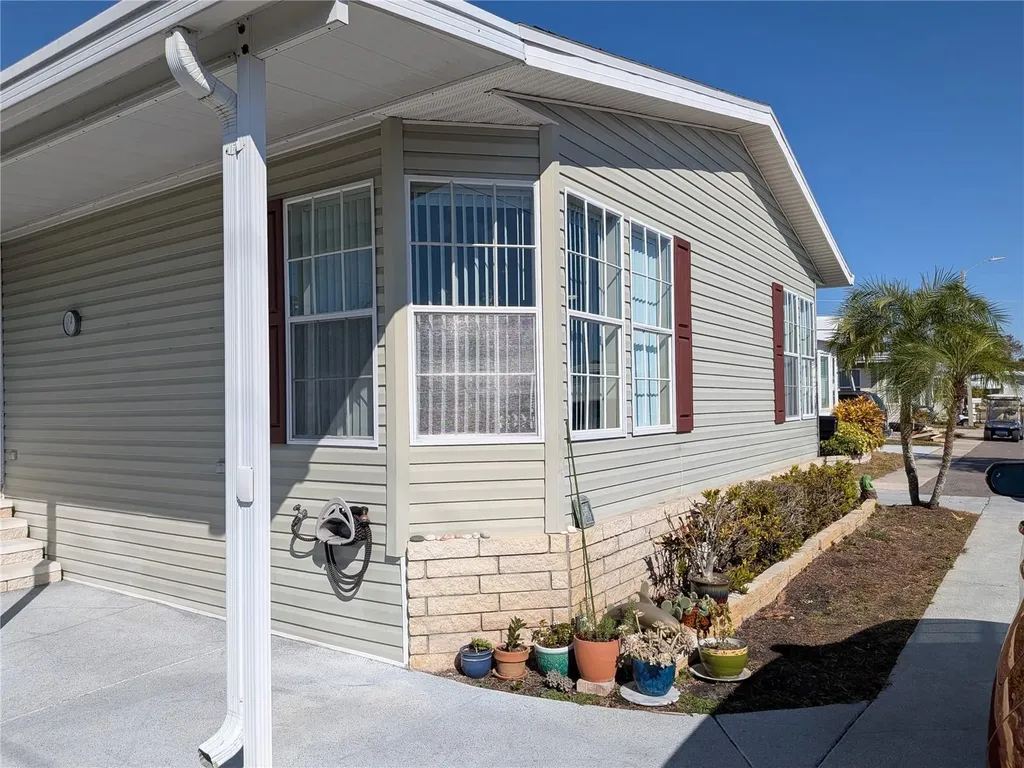 34709 Lake Drive N Pinellas Park FL 33781