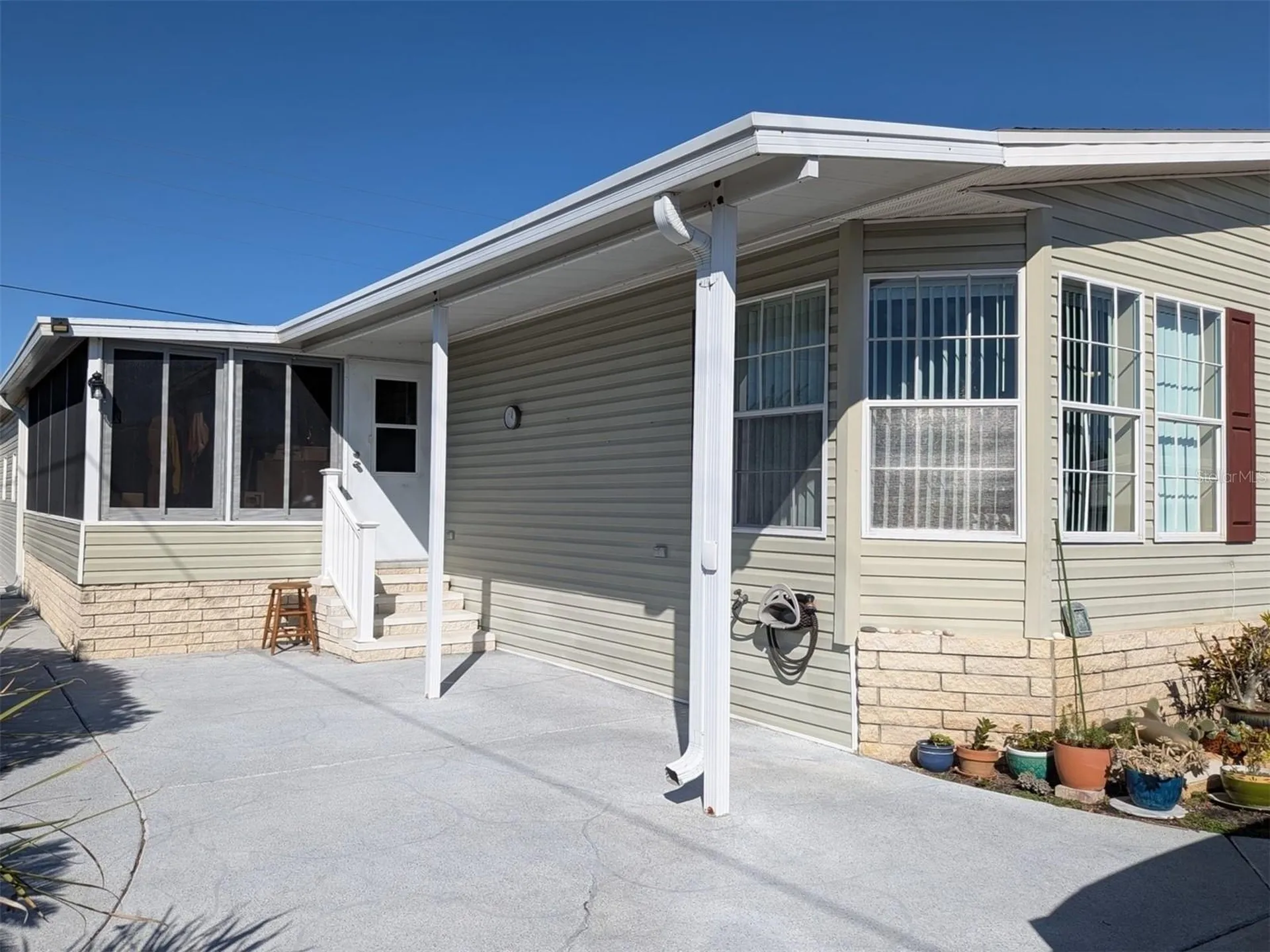 34709 Lake Drive N Pinellas Park FL 33781