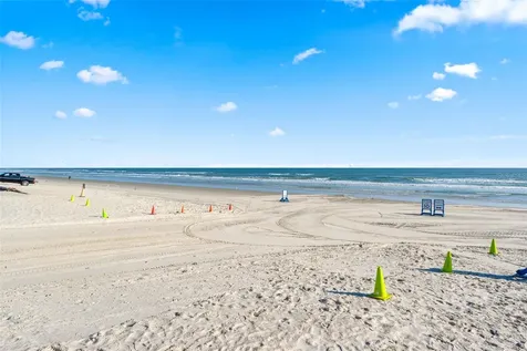 101 N Pine Street New Smyrna Beach FL 32169