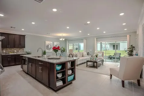 8600 Oakstone Circle Leesburg FL 34748