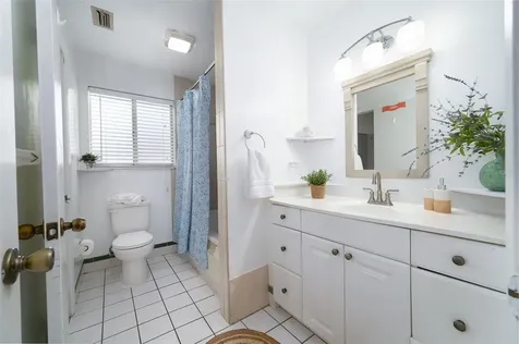 7220 SW 75th Street Gainesville FL 32608