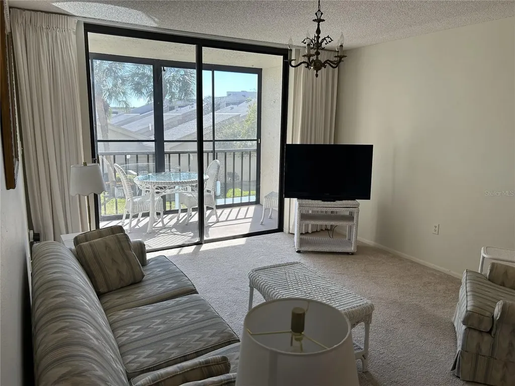 1316 Pasadena Avenue S South Pasadena FL 33707