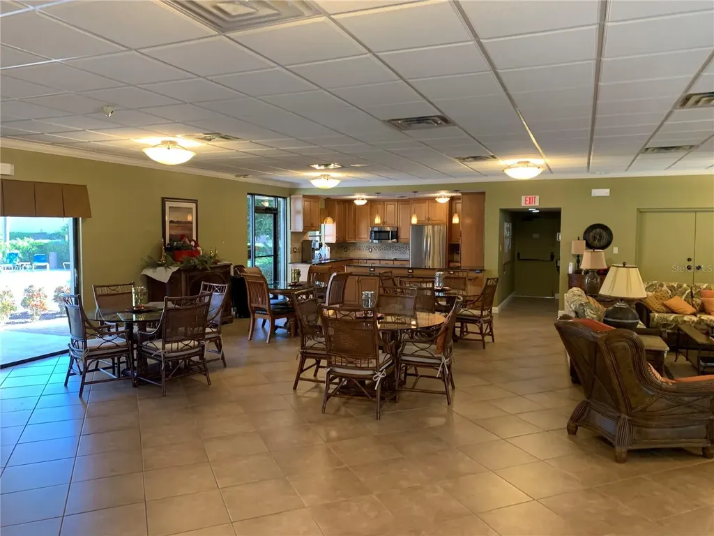 1316 Pasadena Avenue S South Pasadena FL 33707