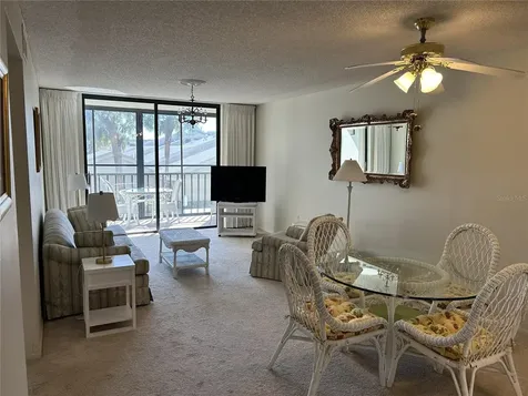 1316 Pasadena Avenue S South Pasadena FL 33707