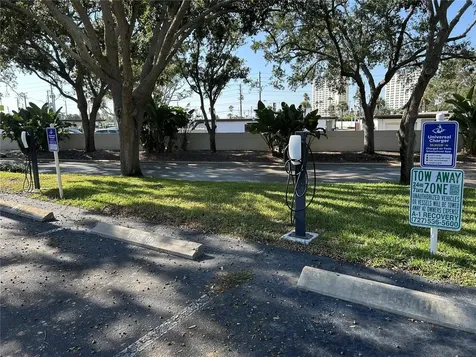 1316 Pasadena Avenue S South Pasadena FL 33707