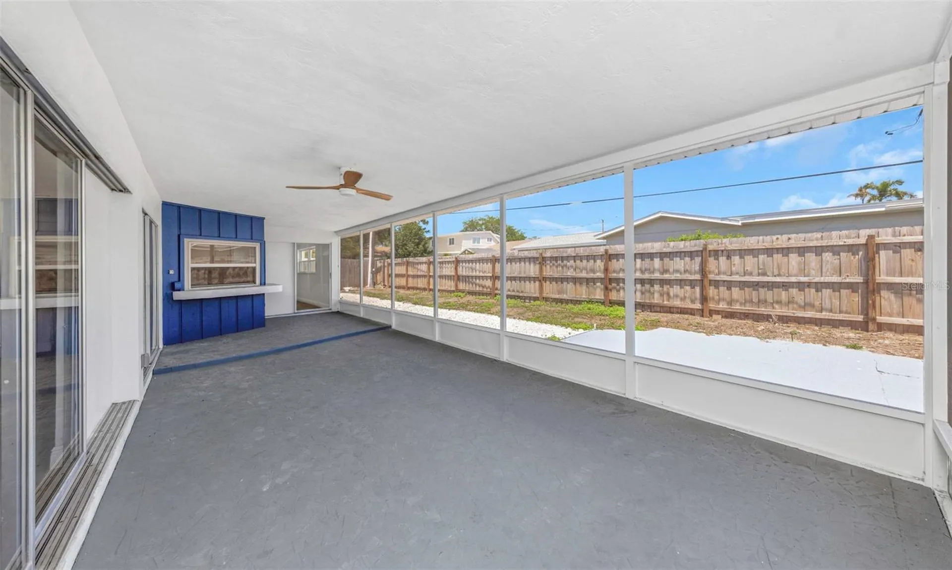 1949 Dolphin Boulevard S St Petersburg FL 33707