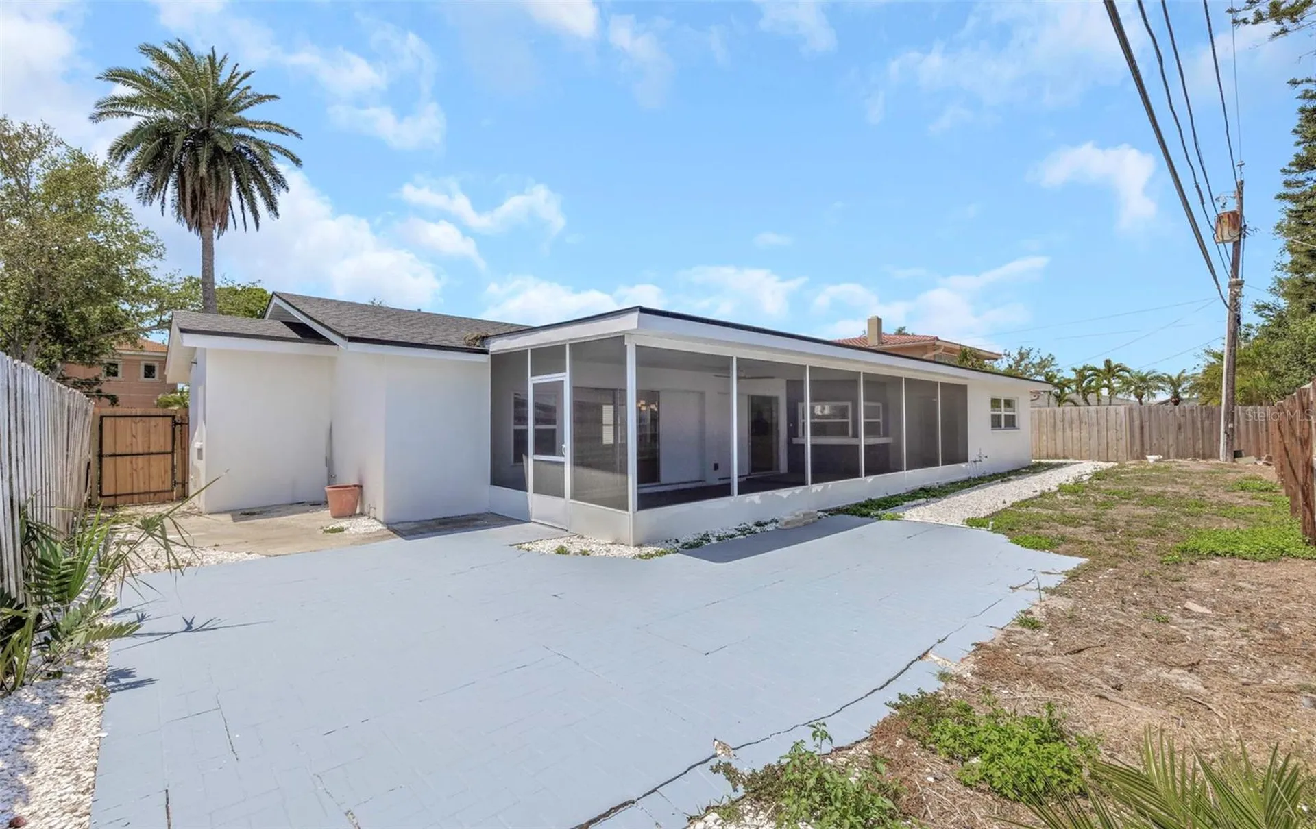 1949 Dolphin Boulevard S St Petersburg FL 33707