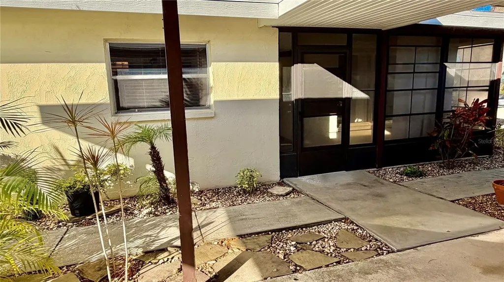 3364 Ramblewood Way Sarasota FL 34237