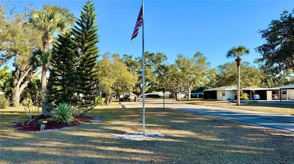 3364 Ramblewood Way Sarasota FL 34237