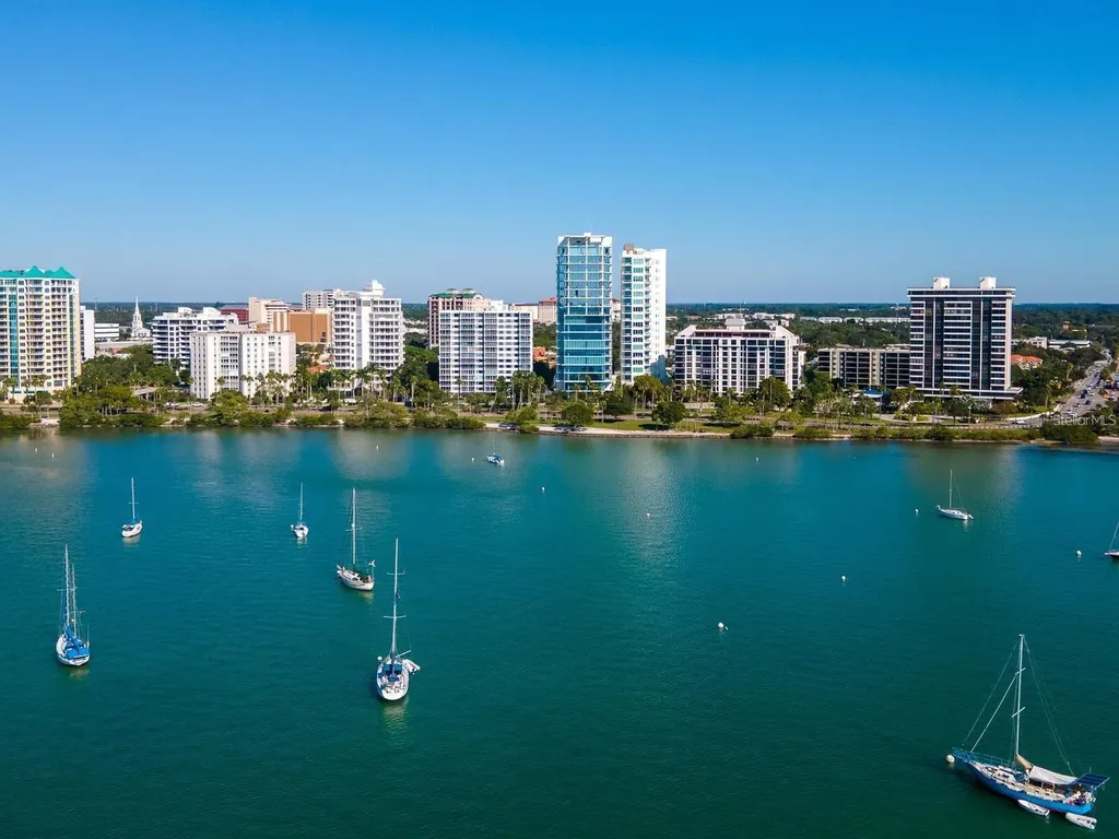 3364 Ramblewood Way Sarasota FL 34237