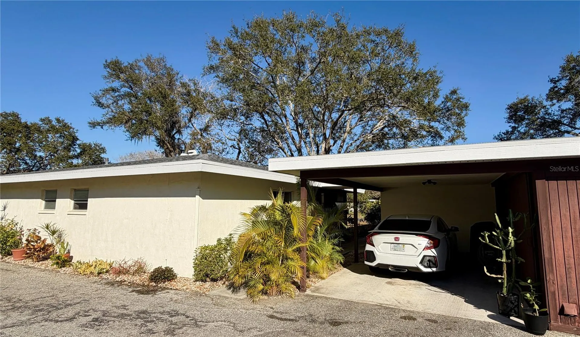 3364 Ramblewood Way Sarasota FL 34237