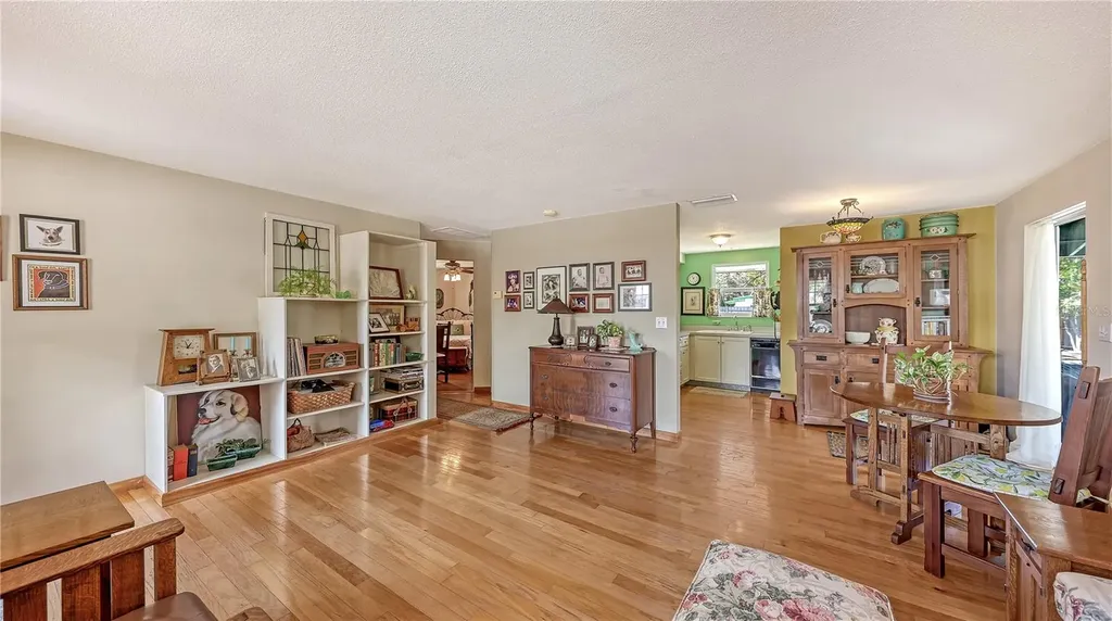 5343 Barbarossa Avenue Sarasota FL 34235