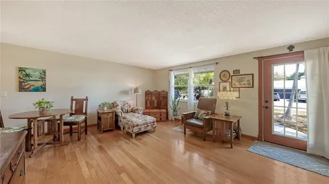 5343 Barbarossa Avenue Sarasota FL 34235