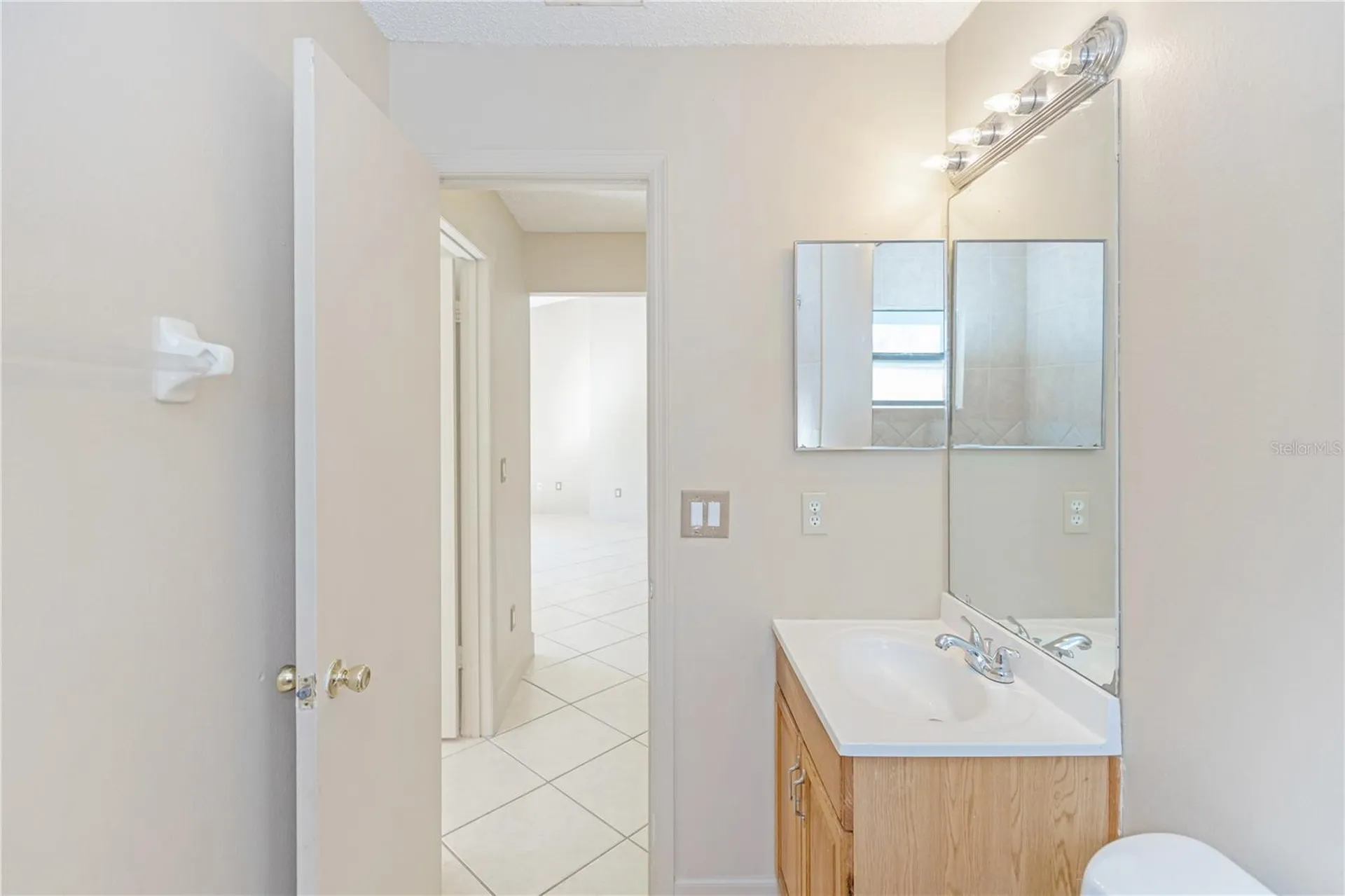 1073 Humphrey Boulevard Deltona FL 32738