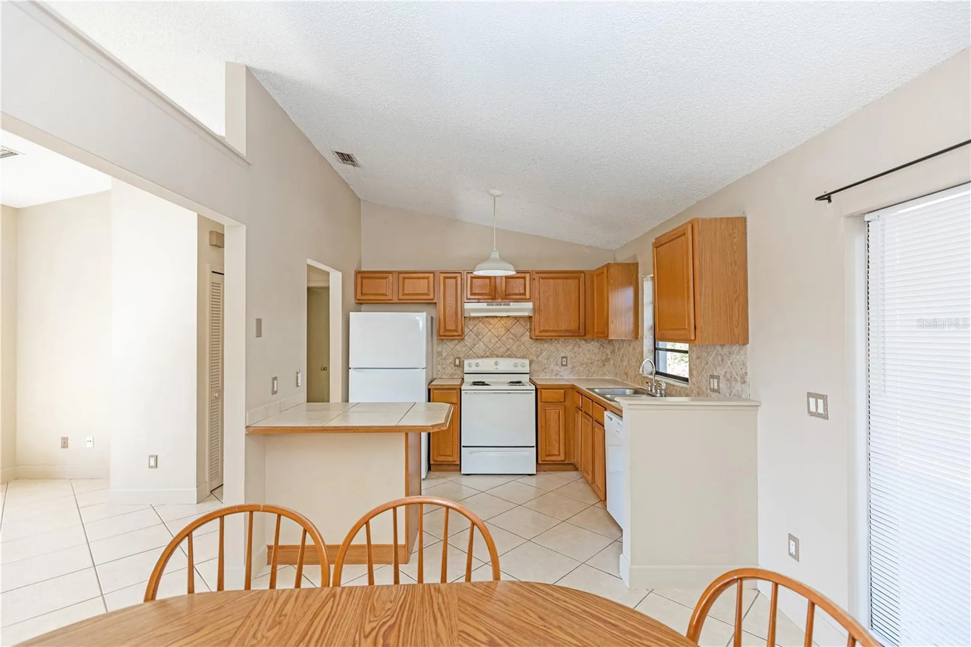 1073 Humphrey Boulevard Deltona FL 32738