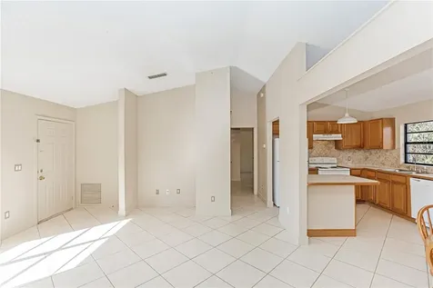 1073 Humphrey Boulevard Deltona FL 32738