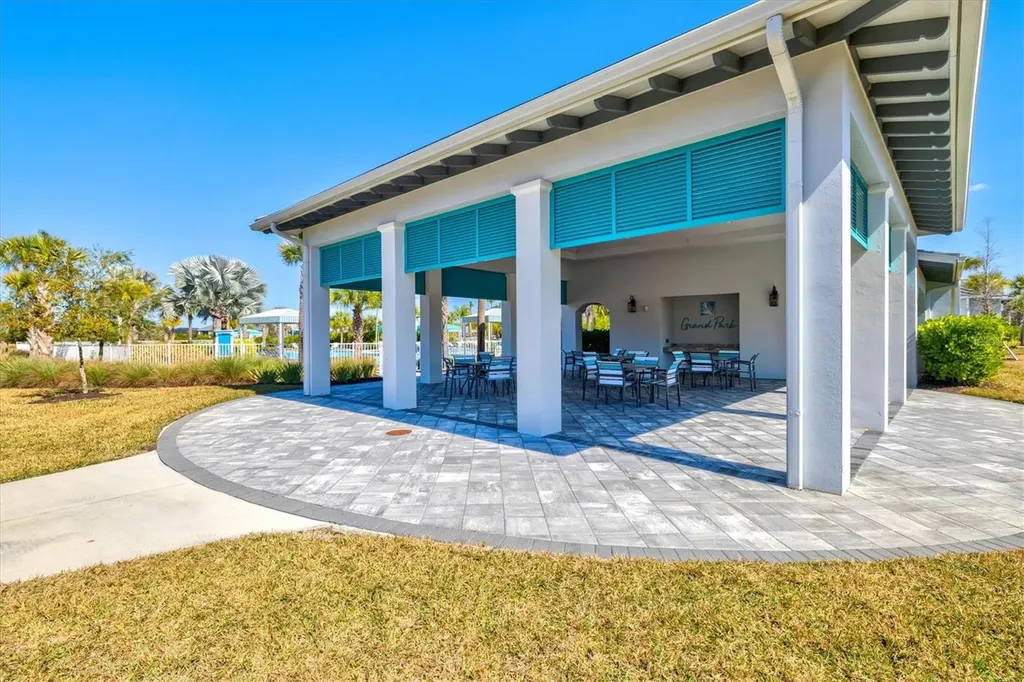 10253 Canaveral Circle Sarasota FL 34241