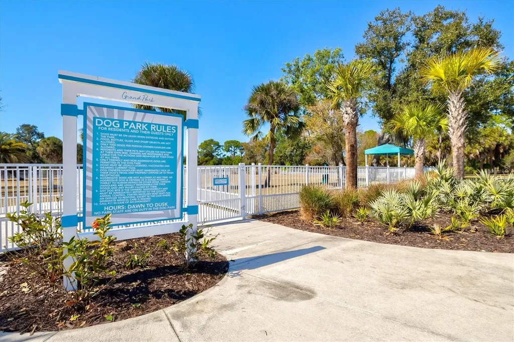10253 Canaveral Circle Sarasota FL 34241
