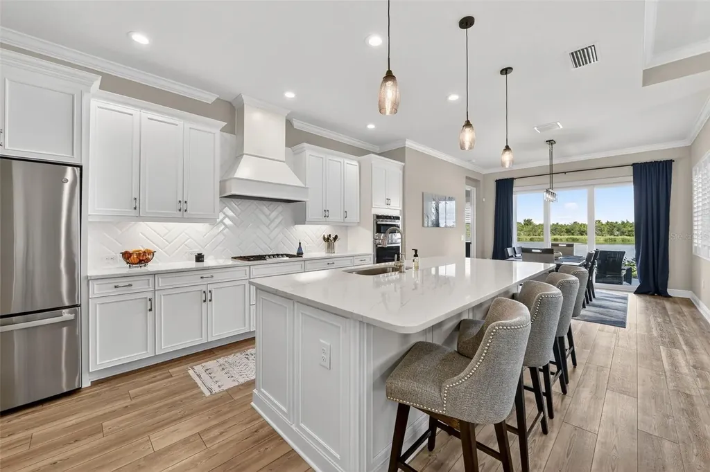 10253 Canaveral Circle Sarasota FL 34241