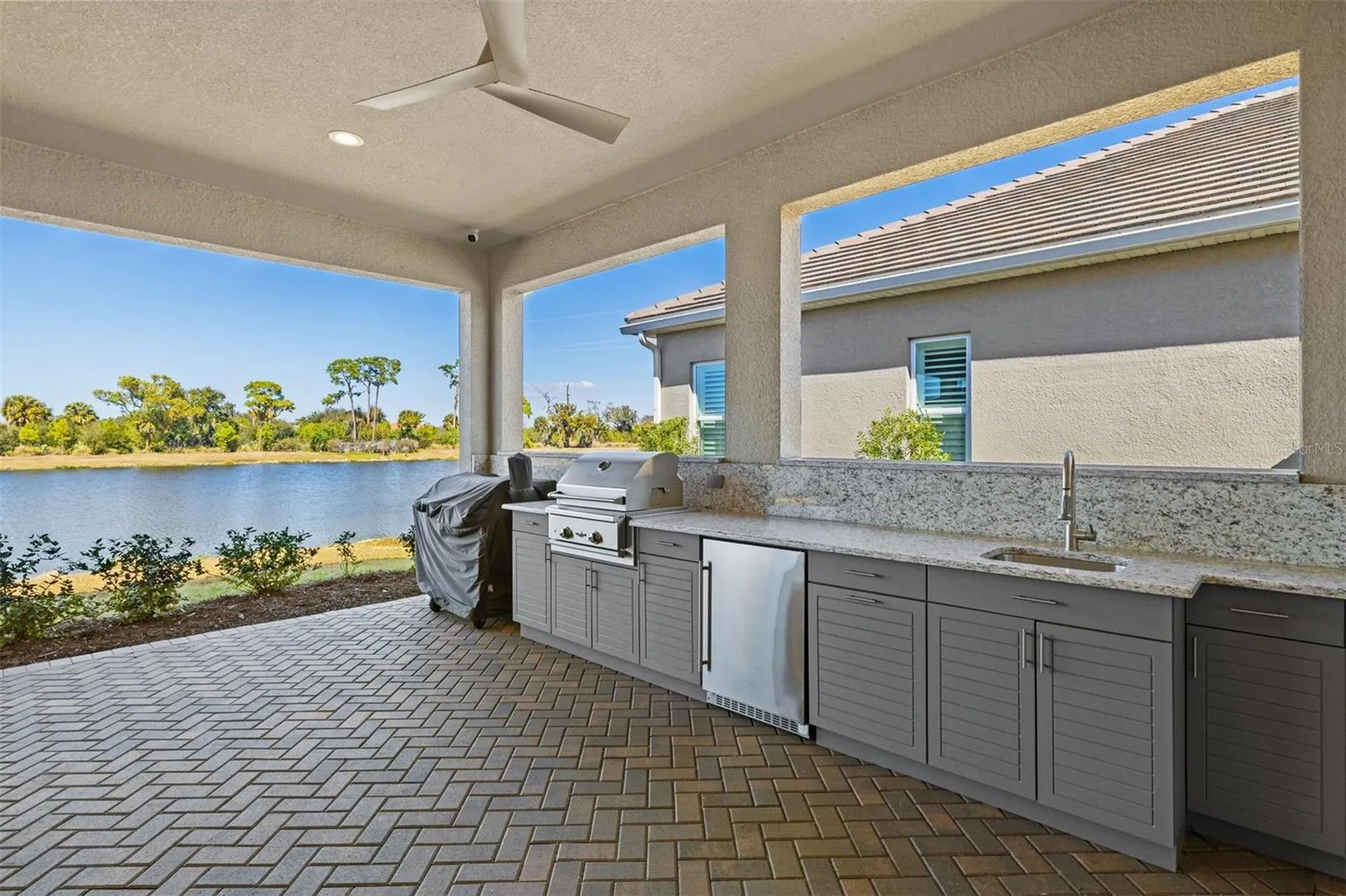 10253 Canaveral Circle Sarasota FL 34241