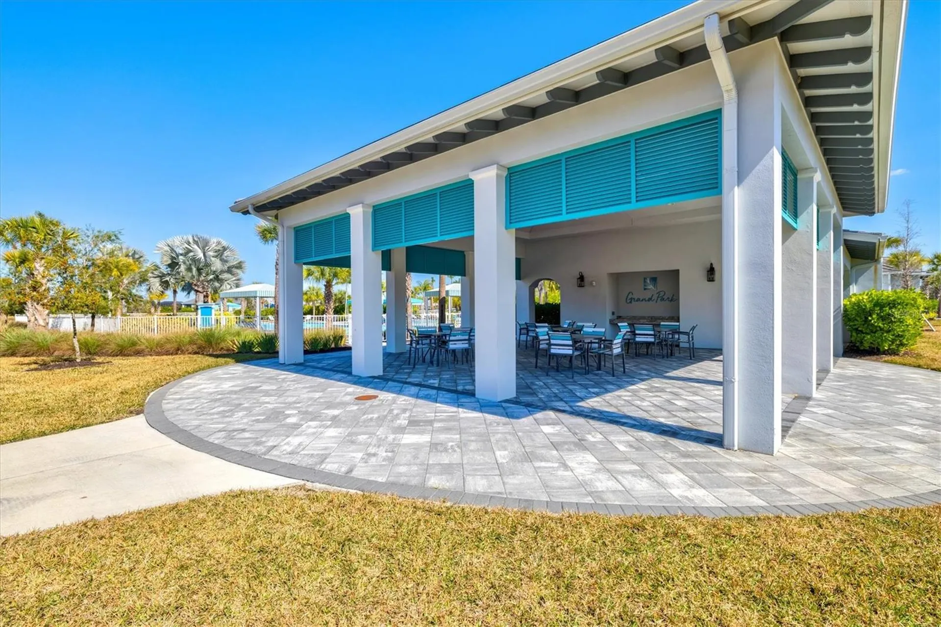 10253 Canaveral Circle Sarasota FL 34241