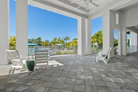 10253 Canaveral Circle Sarasota FL 34241