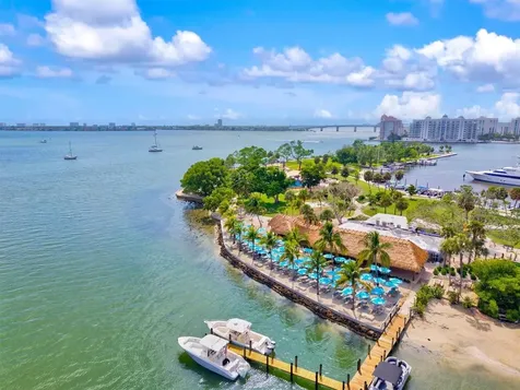 10253 Canaveral Circle Sarasota FL 34241