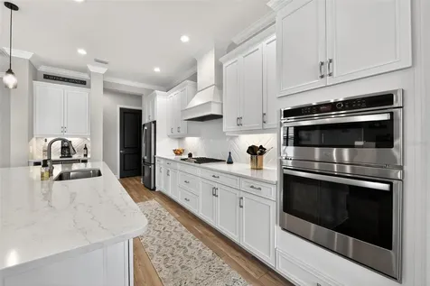 10253 Canaveral Circle Sarasota FL 34241