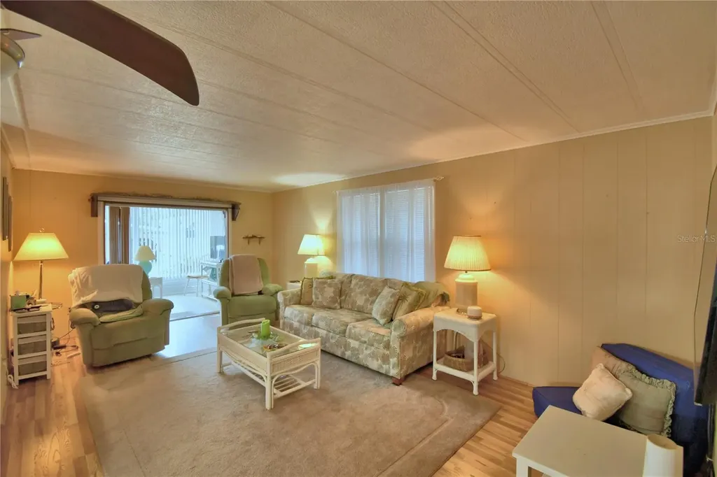 4056 Rolling Oaks Drive Winter Haven FL 33880