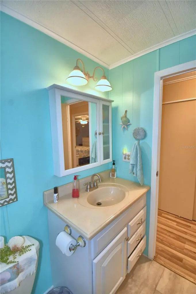 4056 Rolling Oaks Drive Winter Haven FL 33880