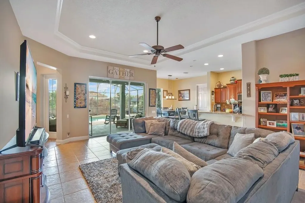 353 Hammock Oak Circle Debary FL 32713