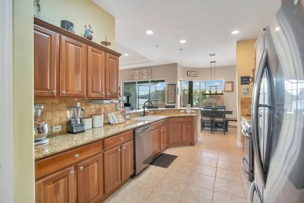 353 Hammock Oak Circle Debary FL 32713