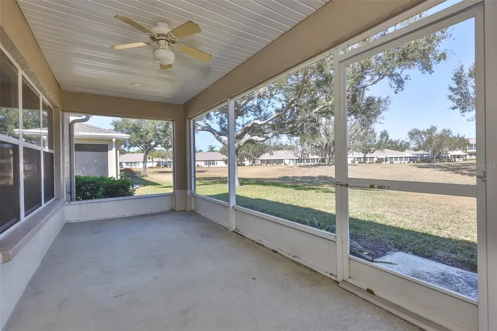 2119 Grantham Greens Drive Sun City Center FL 33573