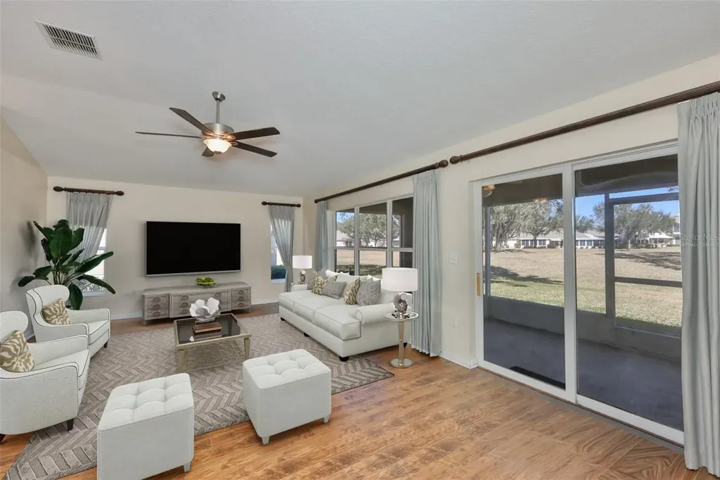 2119 Grantham Greens Drive Sun City Center FL 33573