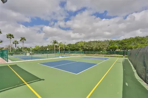 2119 Grantham Greens Drive Sun City Center FL 33573
