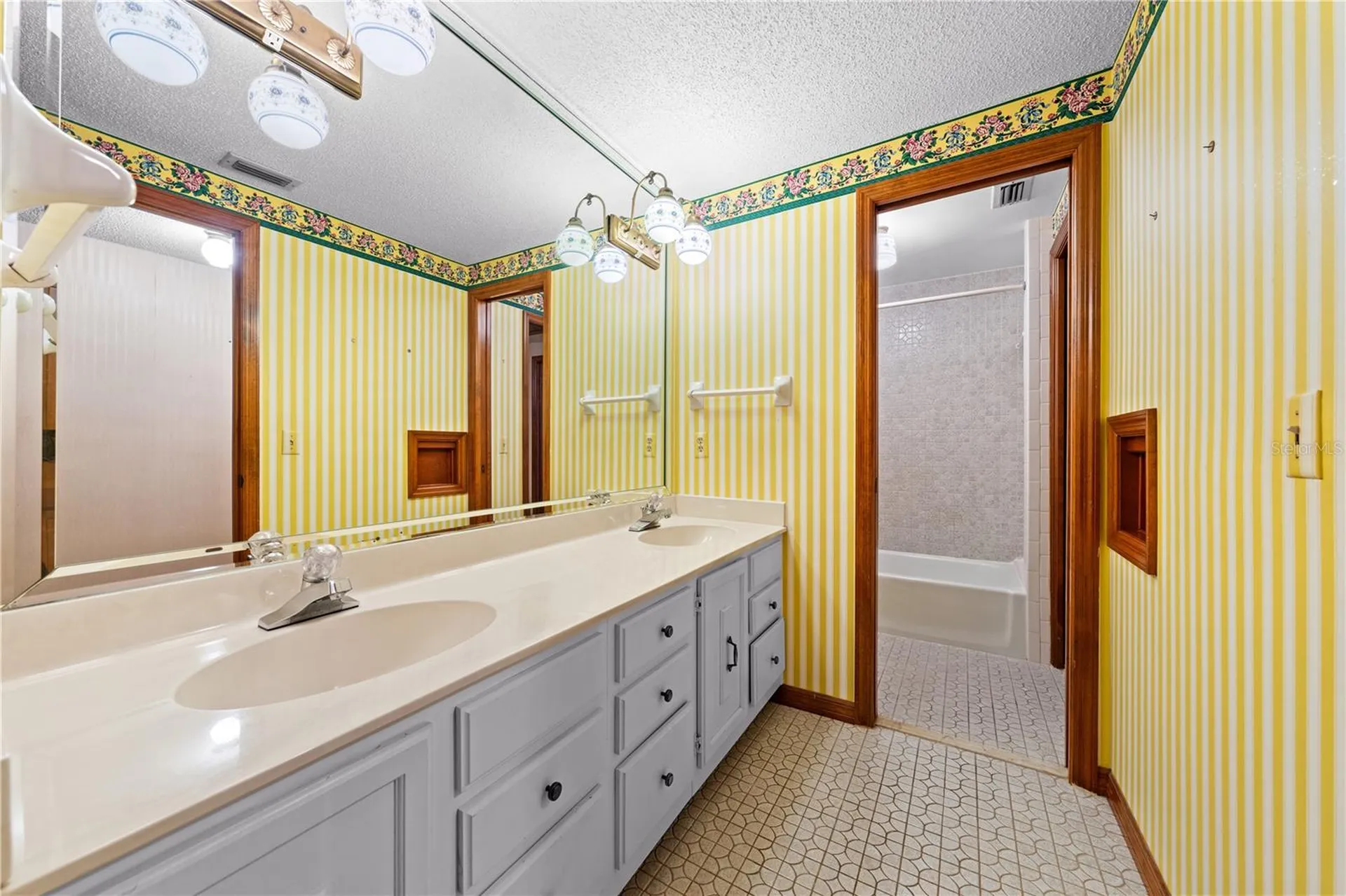 1540 Grandview Boulevard Kissimmee FL 34744