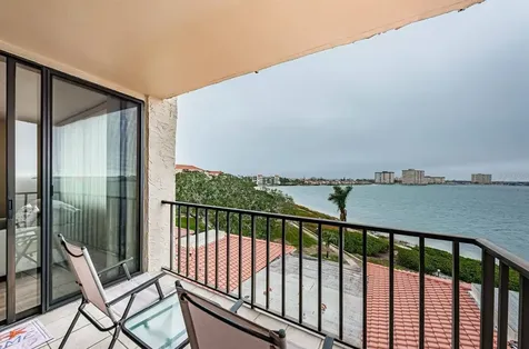 6218 Palma Del Mar Boulevard S St Petersburg FL 33715