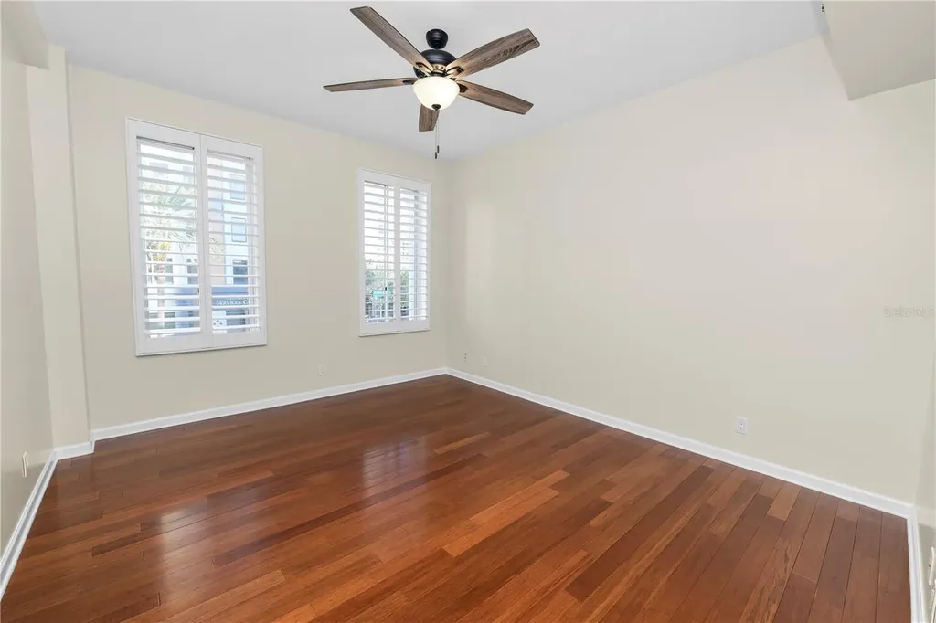 405 Central Avenue St Petersburg FL 33701