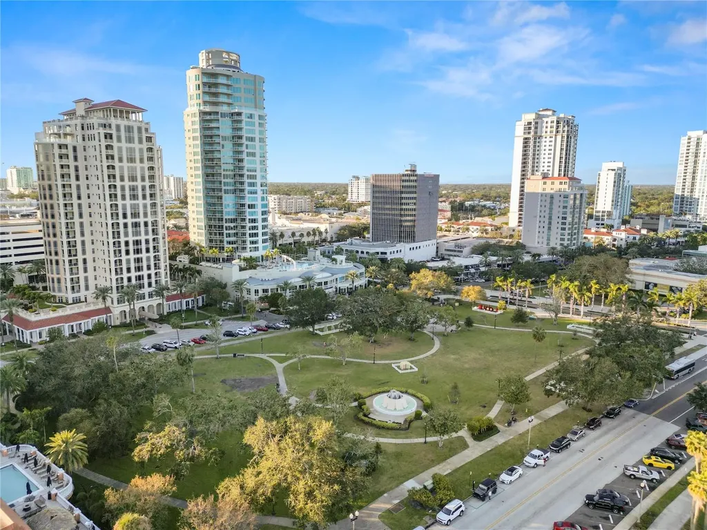 405 Central Avenue St Petersburg FL 33701