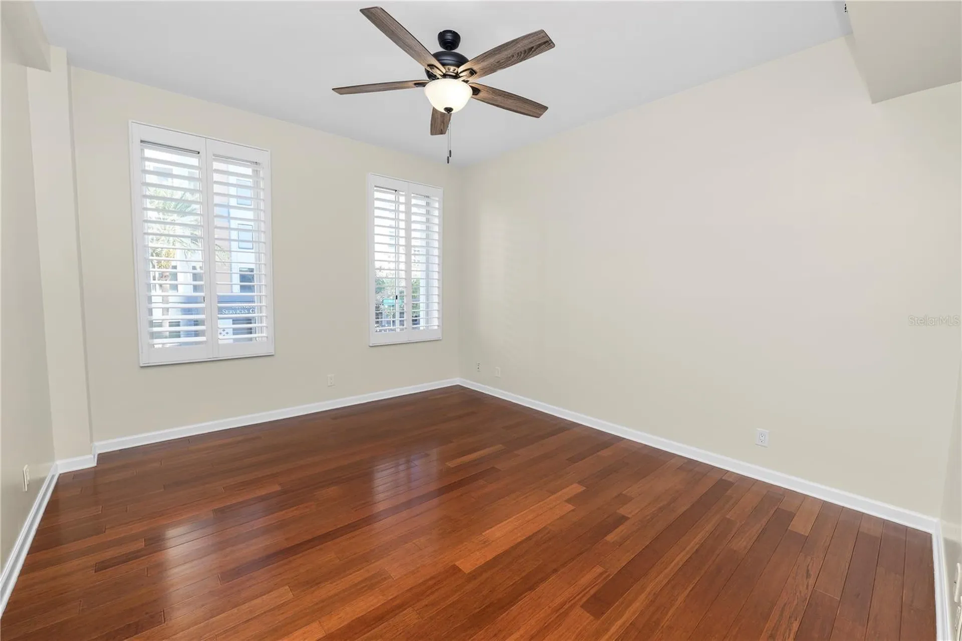 405 Central Avenue St Petersburg FL 33701