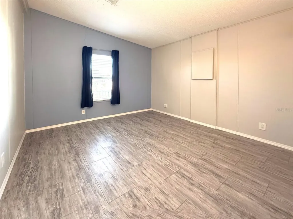 108 N Saint George Circle Apollo Beach FL 33572