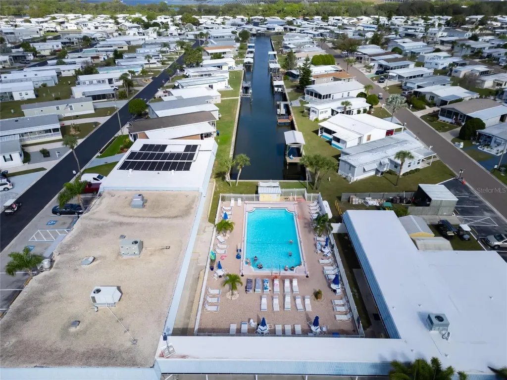 108 N Saint George Circle Apollo Beach FL 33572